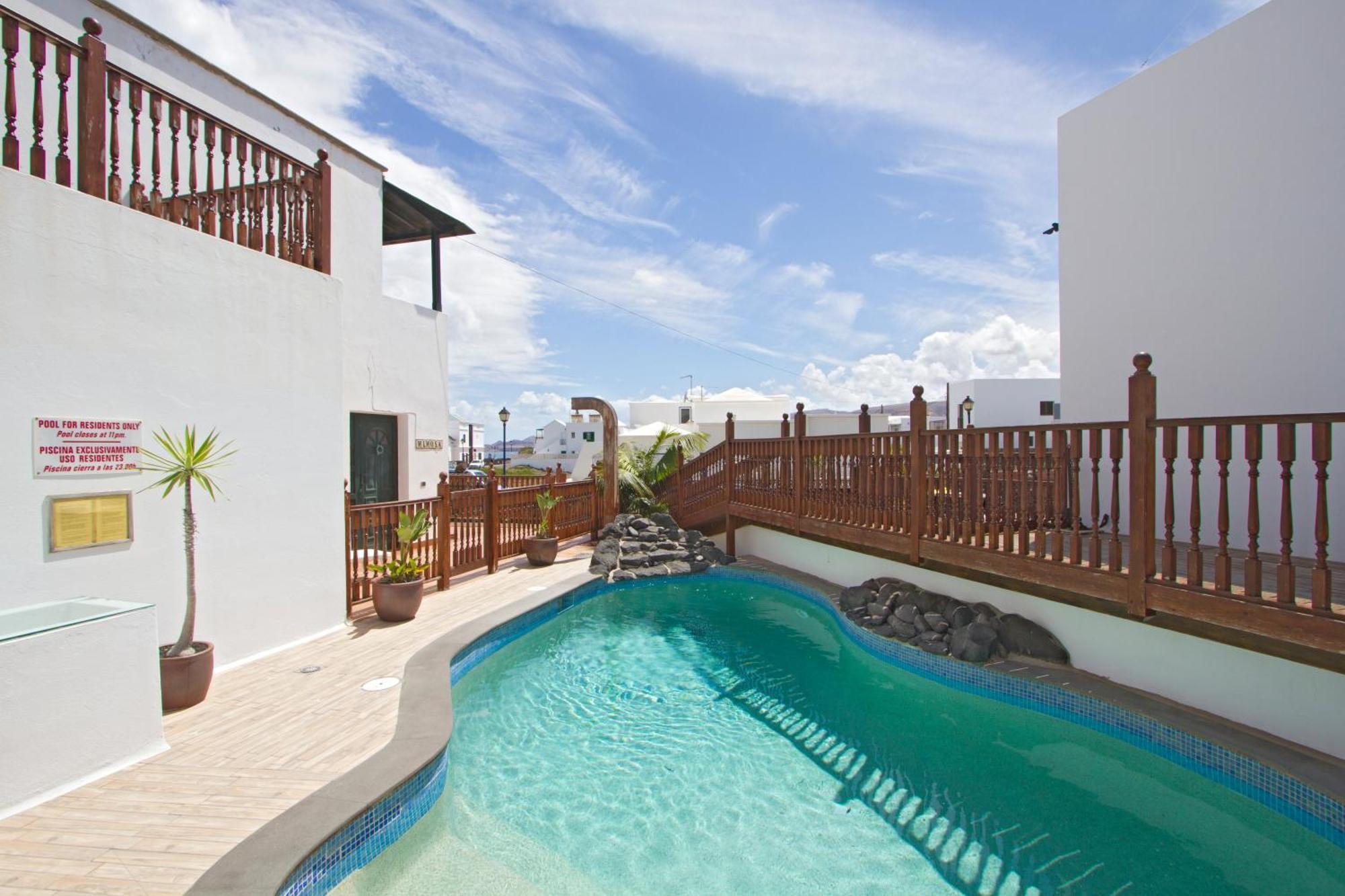 Casa Margarita - Shared Pool - Close To Seafront Promenade Punta Mujeres Eksteriør bilde