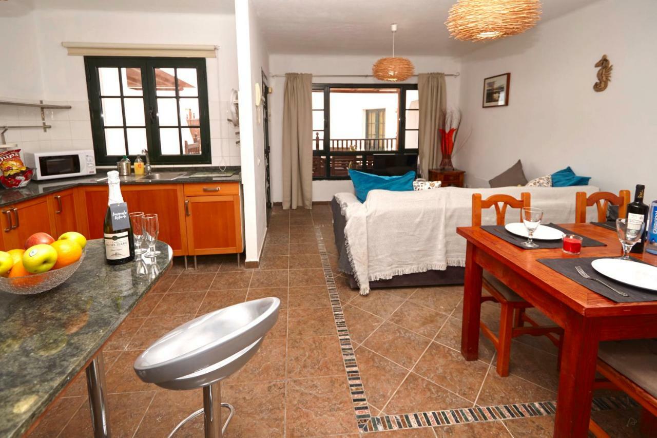 Casa Margarita - Shared Pool - Close To Seafront Promenade Punta Mujeres Eksteriør bilde